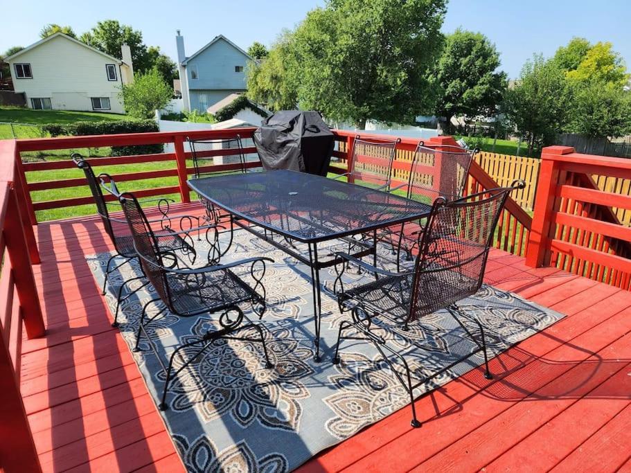 Pet Friendly,3 Queen Beds, One-Full Bed With Fast Free Wifi Omaha Exterior photo